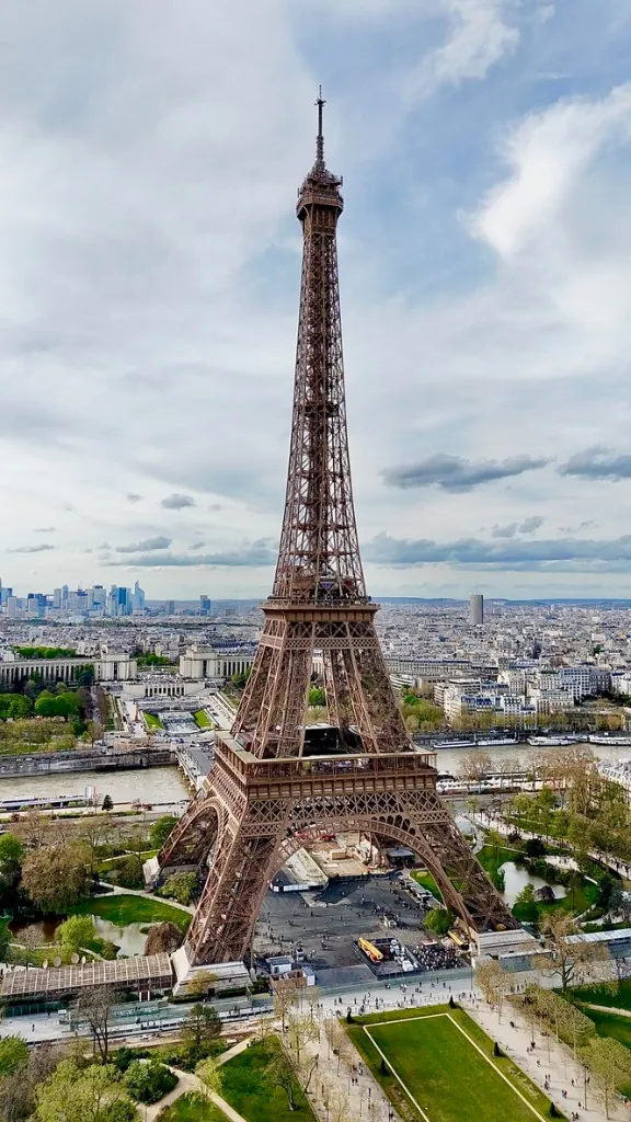 Eiffel Tower, Paris